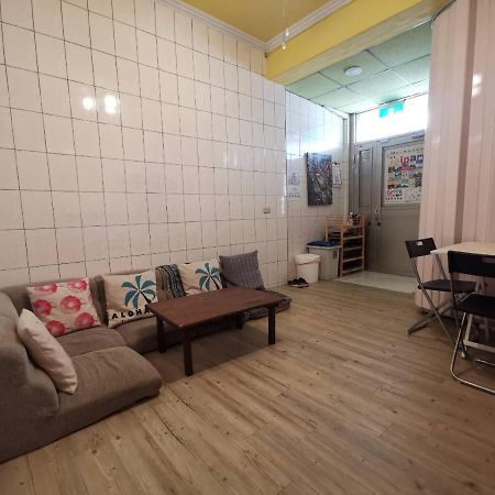 Uli Hakka Apartment Tainan Bagian luar foto