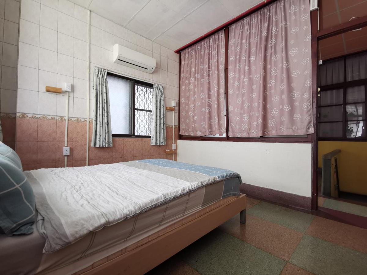 Uli Hakka Apartment Tainan Bagian luar foto